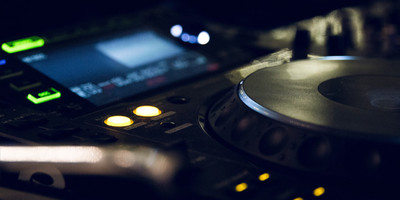 headline DJ und Bands<br/>